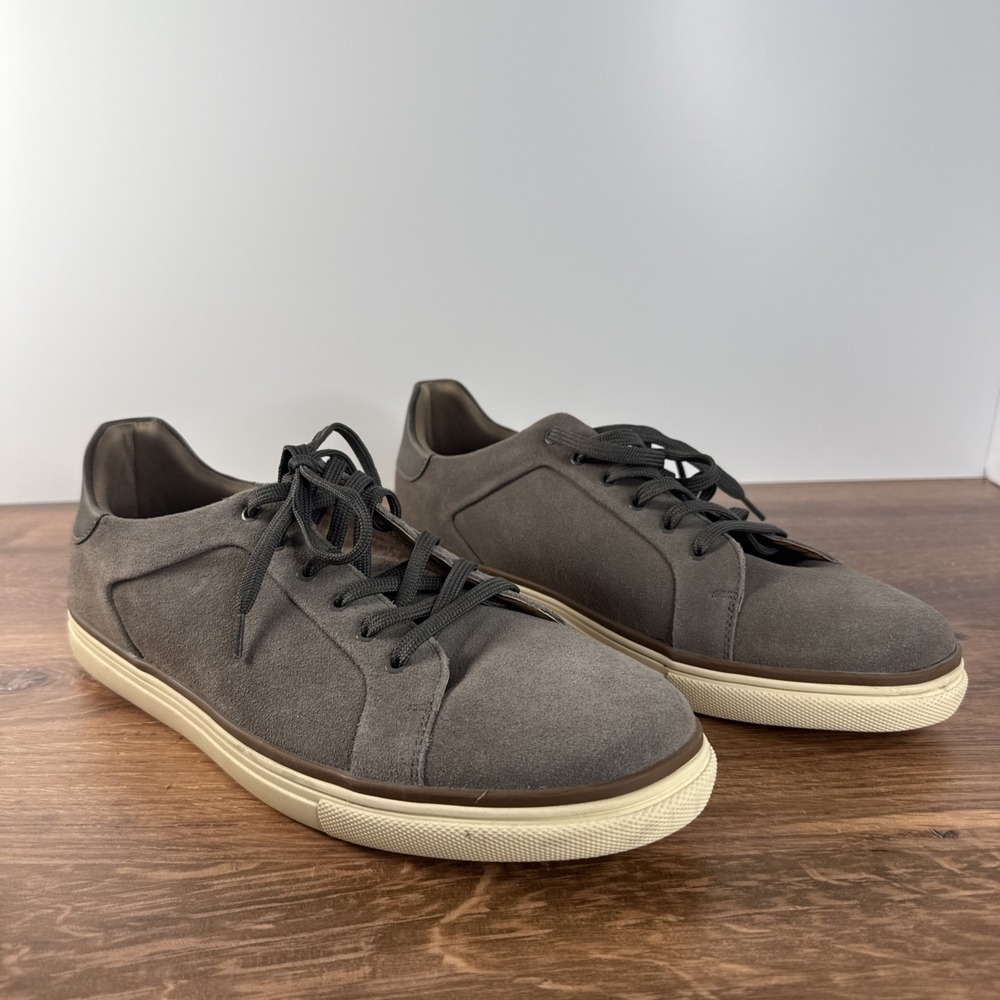 Artefact Valin genuine suede Light Grey men's sneaker‎ Size 13 NWOT